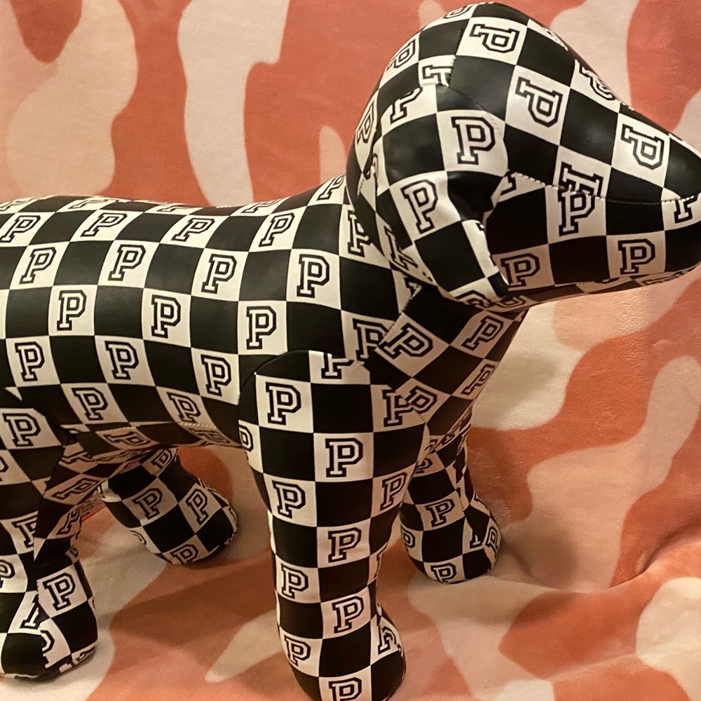 ❤️VICTORIA SECRET PINK FASHION SHOW DOG❤️